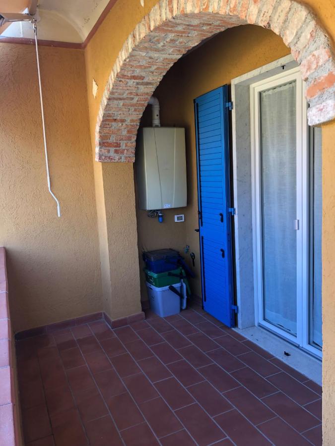 Casa Vacanze Sunflower Carrara Bagian luar foto